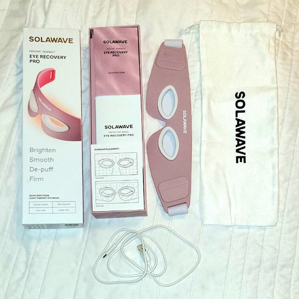 Solawave Eye Recovery Pro Mask 3 Minute Redlight Therapy Eye Mask In Box